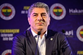 hakan-safi-buyuk-oynuyor-fenerbahce-taraftarini-havalara-ucuran-kelamlar-42EQlnmC.jpg