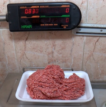 hijyenik-olmayan-kiyma-cekimi-yasak-IdsbllLt.jpg
