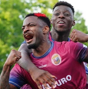 inanilmaz-2-lig-grubu-torreense-sportingi-yenerek-kupayi-aldi-ve-avrupa-ligine-gitti-seEuDkbB.jpg