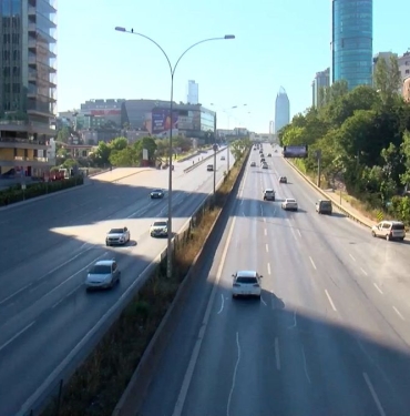 istanbulda-bayram-trafigi-yuzde-4-yogunluk-iJ5lFLRH.jpg