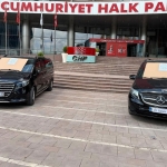 kilicdaroglu-ozgur-ozelin-iki-makam-aracini-satisa-cikardi-MYYYhvQL.jpg