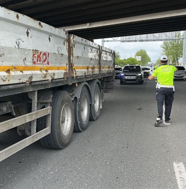 kutahyada-kurban-bayrami-trafik-yogunlugu-KiPD6hWb.jpg