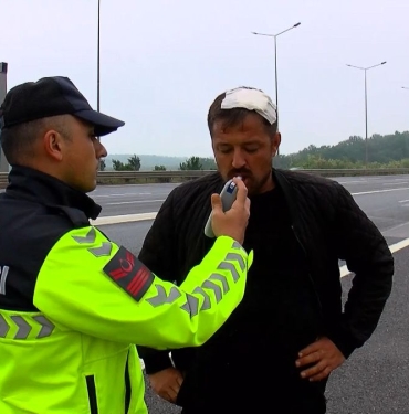 kuzey-marmara-otoyolunda-tir-yangini-nLKGyxs5.jpg