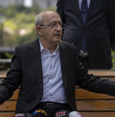 merak-etmeyin-diyen-kilicdaroglu-kurultay-kuralini-acikladi-bXPwgQr3.jpg