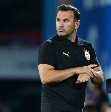 okan-buruk-acun-ilicaliyi-tebrik-etti-galatasaray-taraftari-cildirdi-uw1iJAUx.jpg