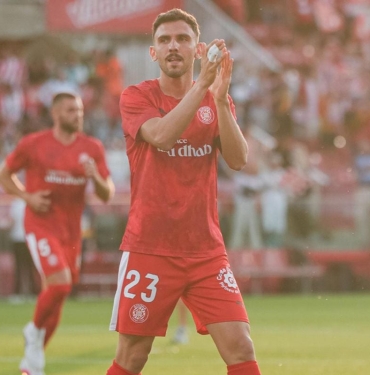 real-madrid-ve-barcelonaya-bas-tutuyorlardi-kume-dustuler-jXfPUbAa.jpg