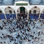 sultanahmette-bayram-namazi-yogunlugu-kQ3ZYm8I.jpg