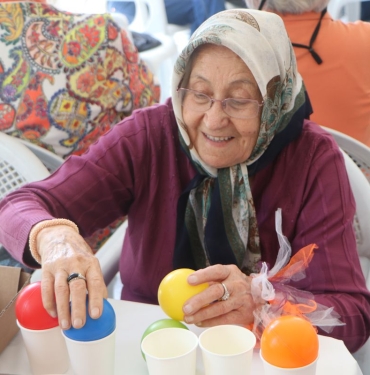 yalnizlik-alzheimer-riskini-artiriyor-HhqtiXri.jpg