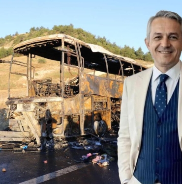 8-kisinin-yanarak-can-verdigi-otobus-kazasinda-surucuyle-ilgili-isyan-ettiren-ayrinti-Opp3VERL.jpg