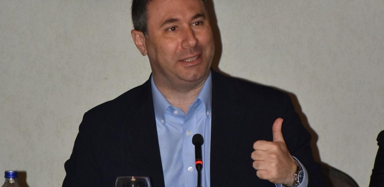 aziz-yildirimin-grubunda-yer-alan-baris-gokturkten-aciklama-biz-ondeyiz-uzere-iaidYsiC.jpg