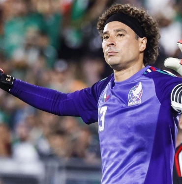 bir-periyot-sona-erdi-ochoa-dunya-kupasinin-sona-ermesiyle-futbolu-birakiyor-jWpDrPK2.jpg