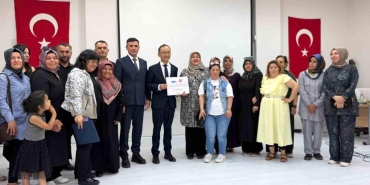 cin-buyukelcisinden-depremzedelere-takviye-7ROQWgzj.jpg