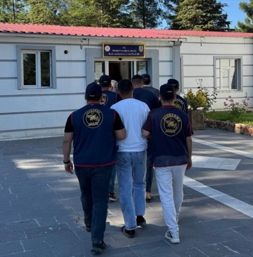 diyarbakirda-silahli-hucum-1-meyyit-4-gozalti-6ZJX16Uk.jpg