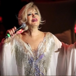 emel-sayindan-uzen-haber-konserlerini-bir-bir-iptal-etti-RGDEcMK3.jpg