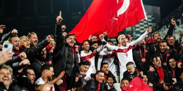 fenerbahce-ulusal-yildizi-da-aliyor-yeni-donemde-ortalik-resmen-yanacak-DXLVcmhE.jpg