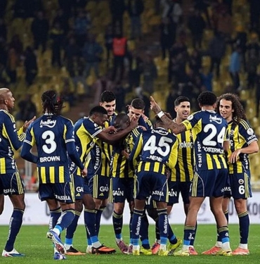 fenerbahcede-ayrilik-bu-turlu-bir-sonu-kimse-iddia-edemezdi-ZvhRQjrZ.jpg