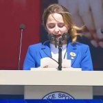 herkes-ismini-aratiyor-kursuye-cikip-aziz-yildirima-agzina-geleni-saydi-H8sWdci8.jpg