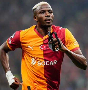 nijeryanin-hocasindan-ortaligi-karistiran-osimhen-sozleri-galatasaray-taraftari-soke-oldu-h83rd2v3.jpg