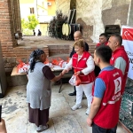 turk-kizilay-bulgaristanda-kurban-eti-dagitti-eV6HkXqU.jpg